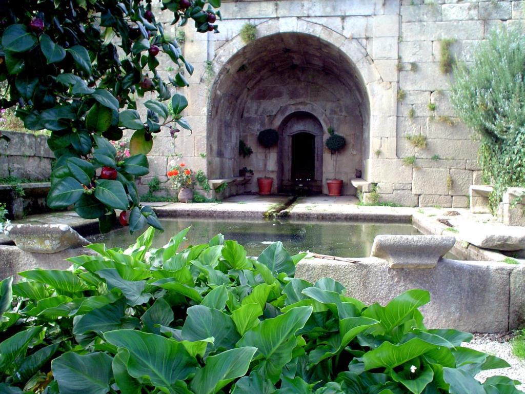 Casa Do Meio Do Povo - Turismo De Habitacao Chaves Ngoại thất bức ảnh