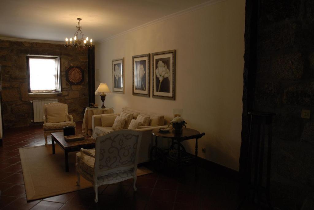 Casa Do Meio Do Povo - Turismo De Habitacao Chaves Ngoại thất bức ảnh